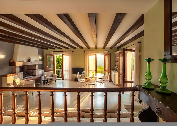 La Belle - Family Retreat Magnificent View